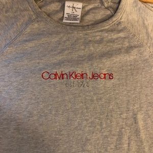 🎊BOGO SALE🎊 Simple Calvin Klein Jeans shirt